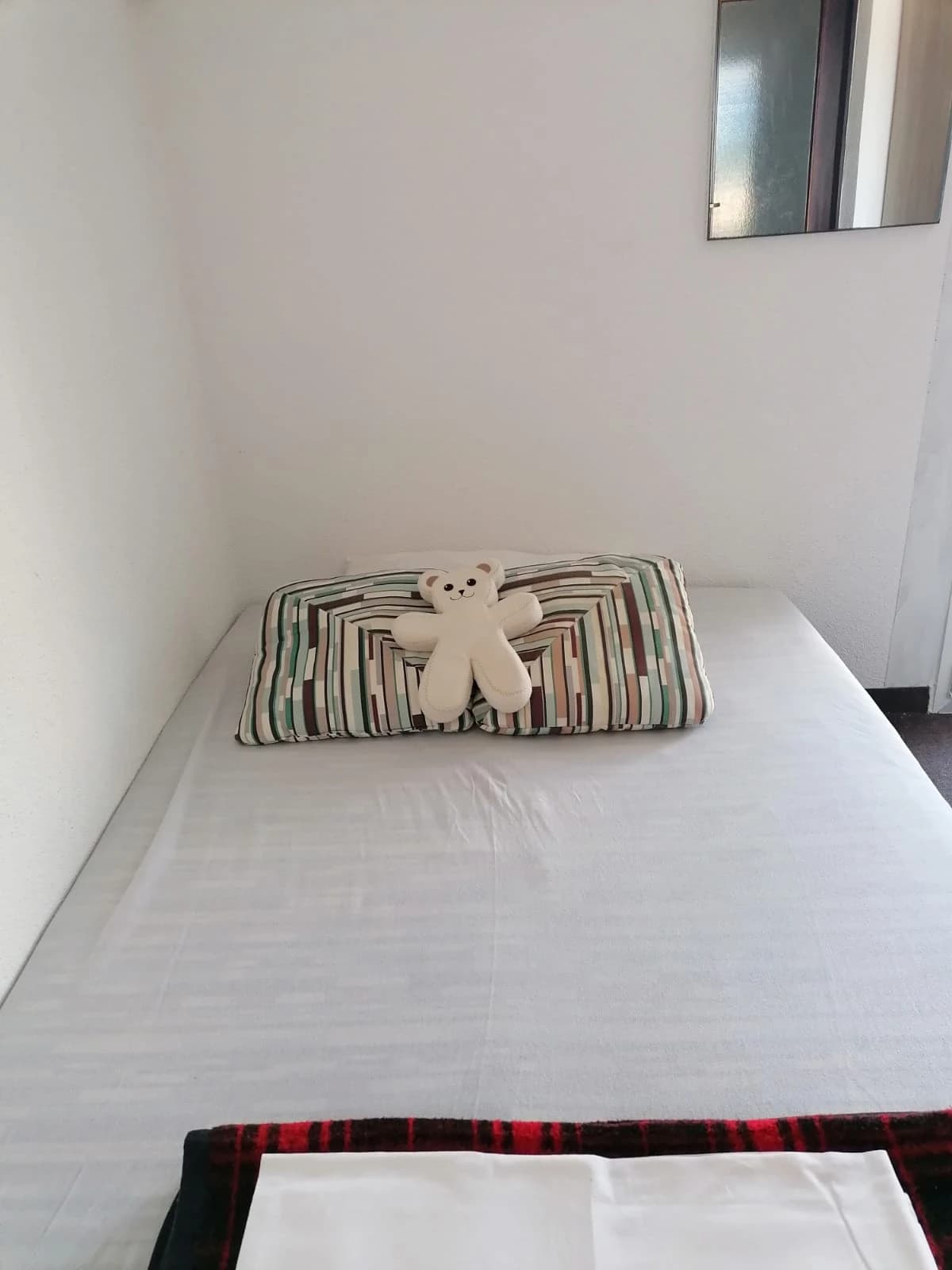 Triple room on the upper floor with balcony 2